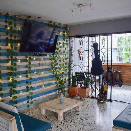 Key West Hostel Medellín Dış mekan fotoğraf