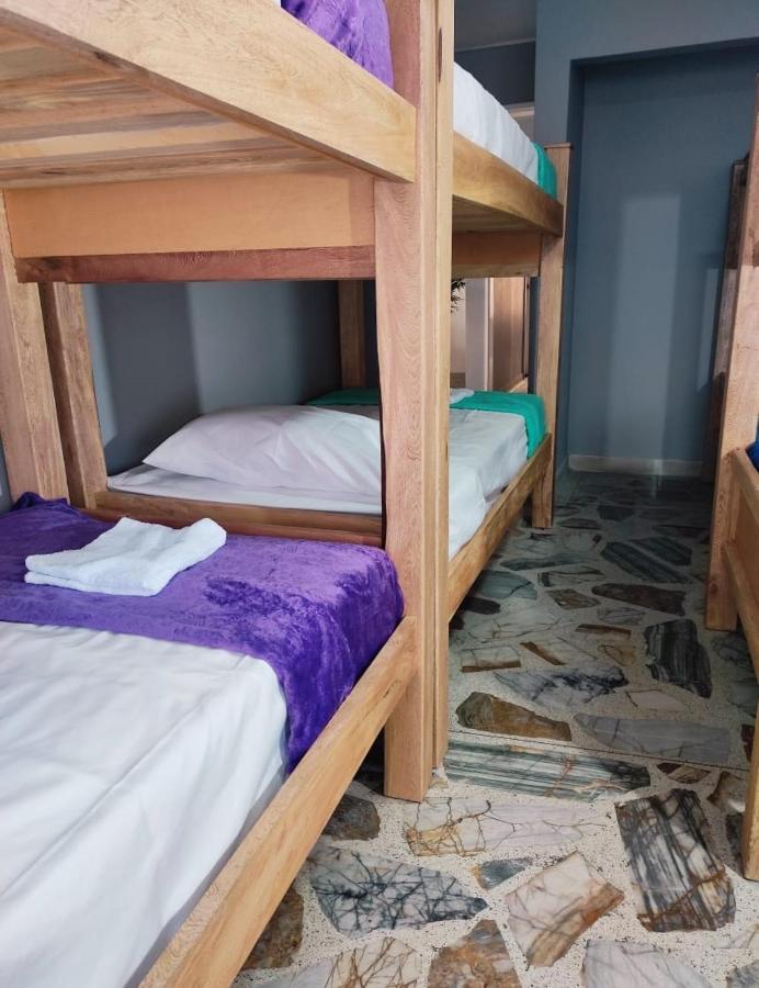 Key West Hostel Medellín Dış mekan fotoğraf