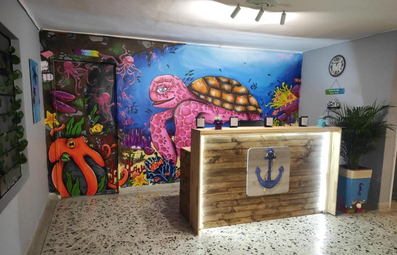 Key West Hostel Medellín Dış mekan fotoğraf