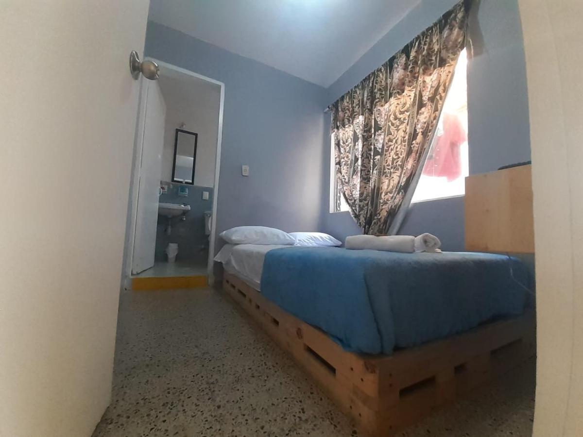 Key West Hostel Medellín Dış mekan fotoğraf
