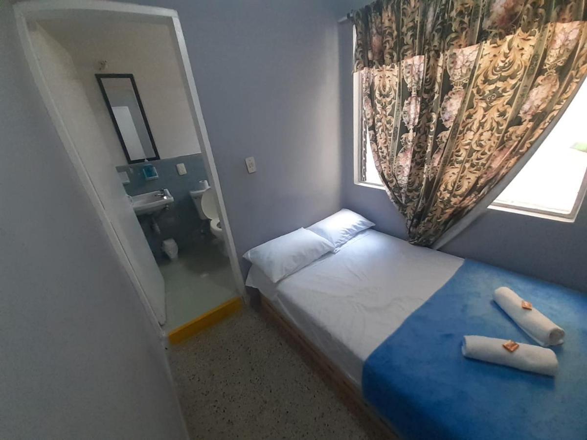Key West Hostel Medellín Dış mekan fotoğraf
